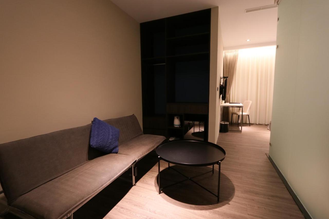 Hotel Hesper Hsr Taichung Rom bilde